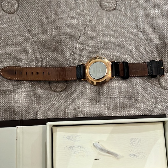 Daniel Wellington black leather watch - Picture 4 of 5